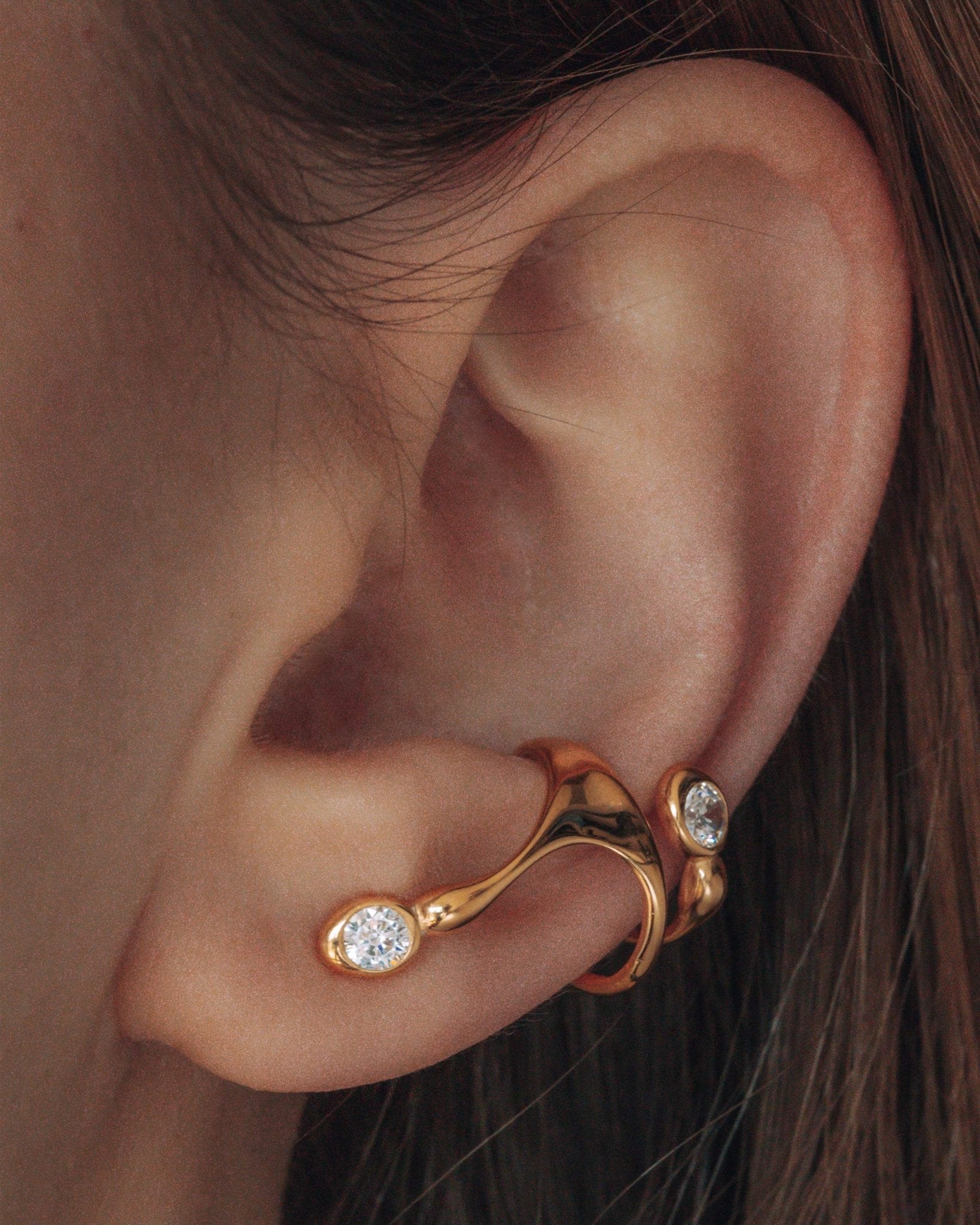 Marie Earcuff Nella & Sina