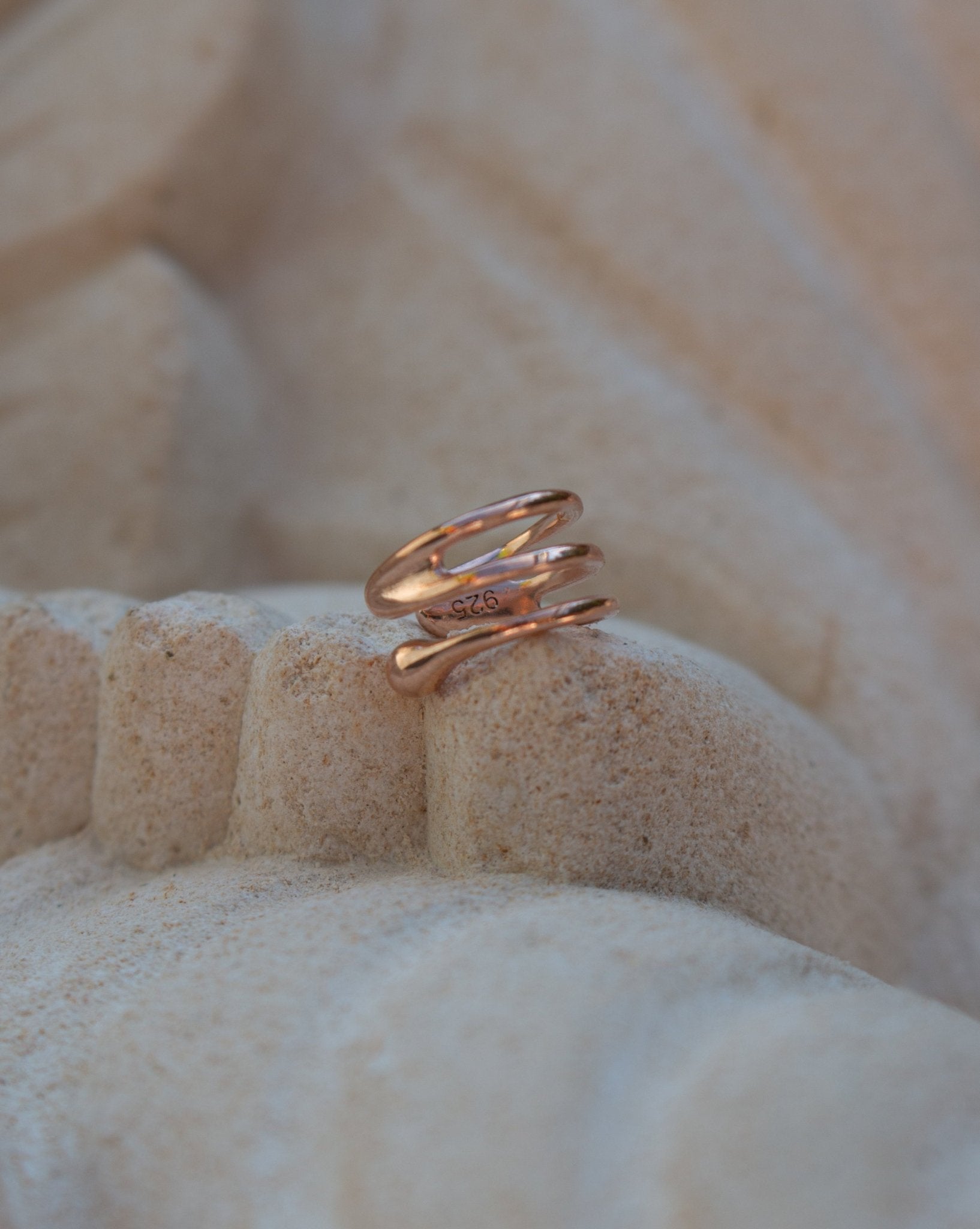 Sylvi Helix Earcuff Nella & Sina