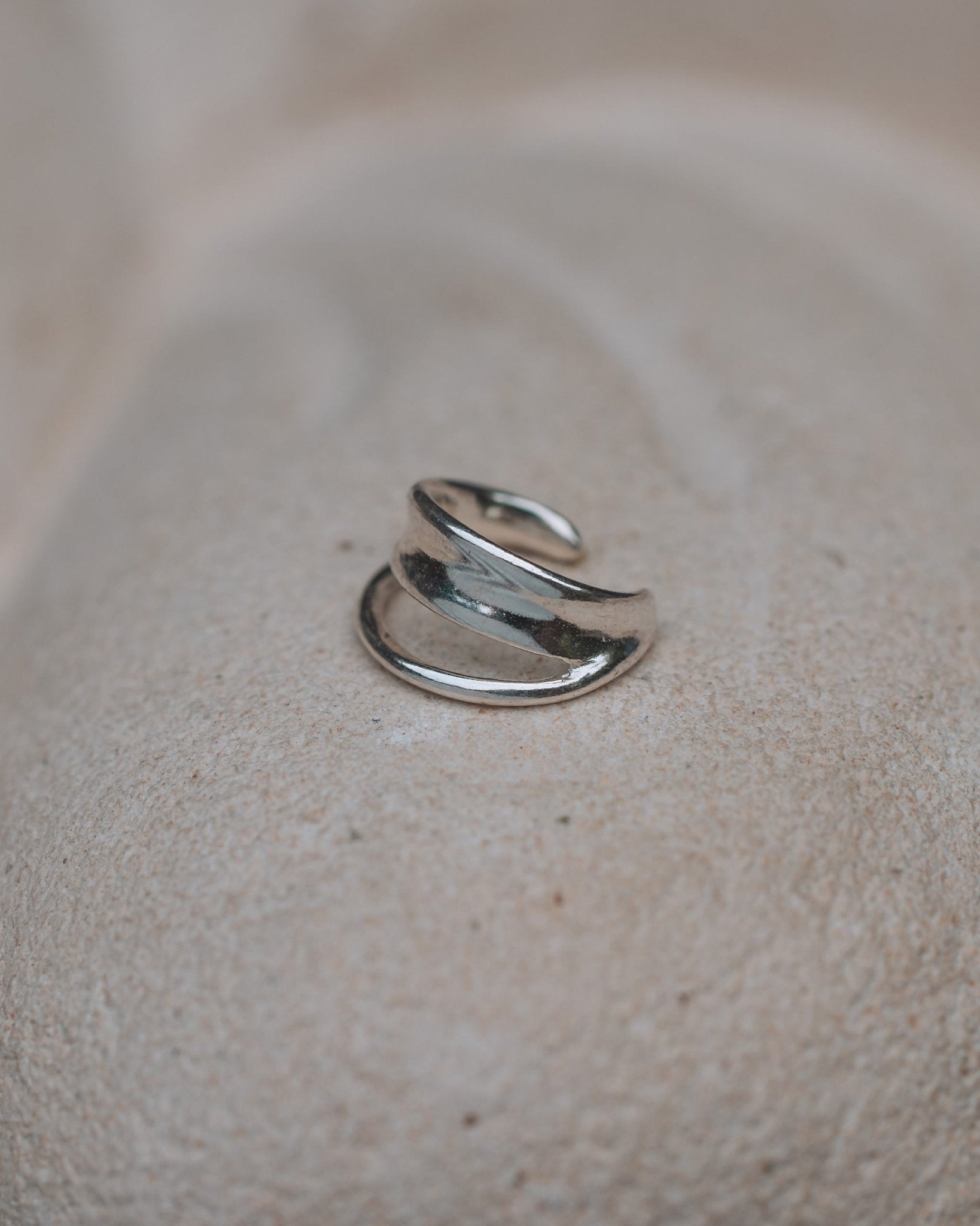 Hannah Helix Earcuff Nella & Sina